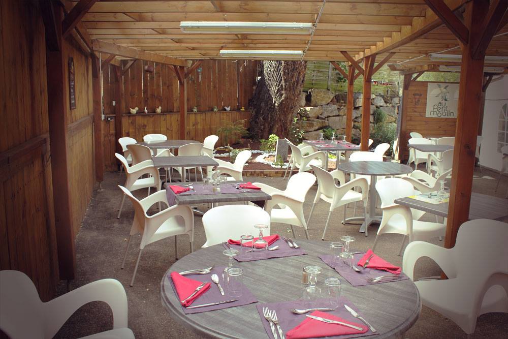 63ème déjeuner du Club affaires à Lyon  + Pétanque au restaurant Au Petit Moulin ( Sainte Euphémie dans la Dombes: proximité Villefranche)