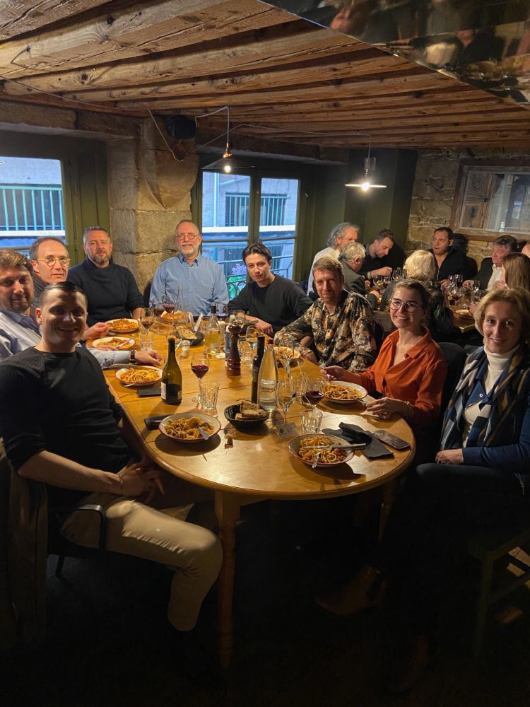 26 chefs d'entreprises au Restaurant A Cantina réunis par le Club Entreprises à Lyon Les Plaisirs Gourmands