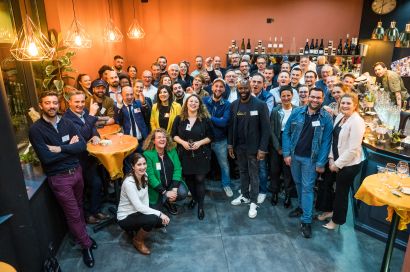 50 chefs d'entreprise réunis par le Club Business de Lyon Les Plaisirs Gourmands au restaurant Les Tanneurs