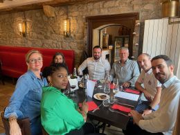 40 chefs d'entreprises réunis par le Club Affaires à Lyon Les Plaisirs Gourmands au restaurant Aux Prisons de Montagny